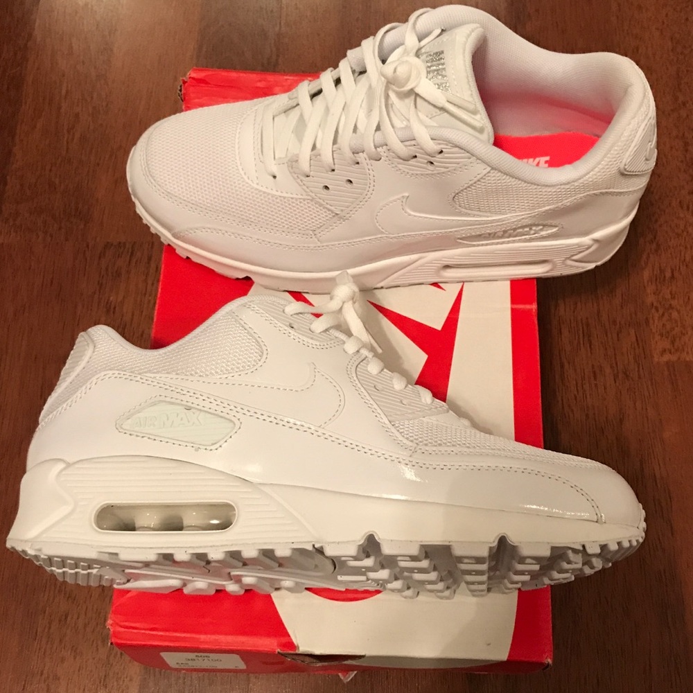 Women’s Air Max 90 Premiums NWB